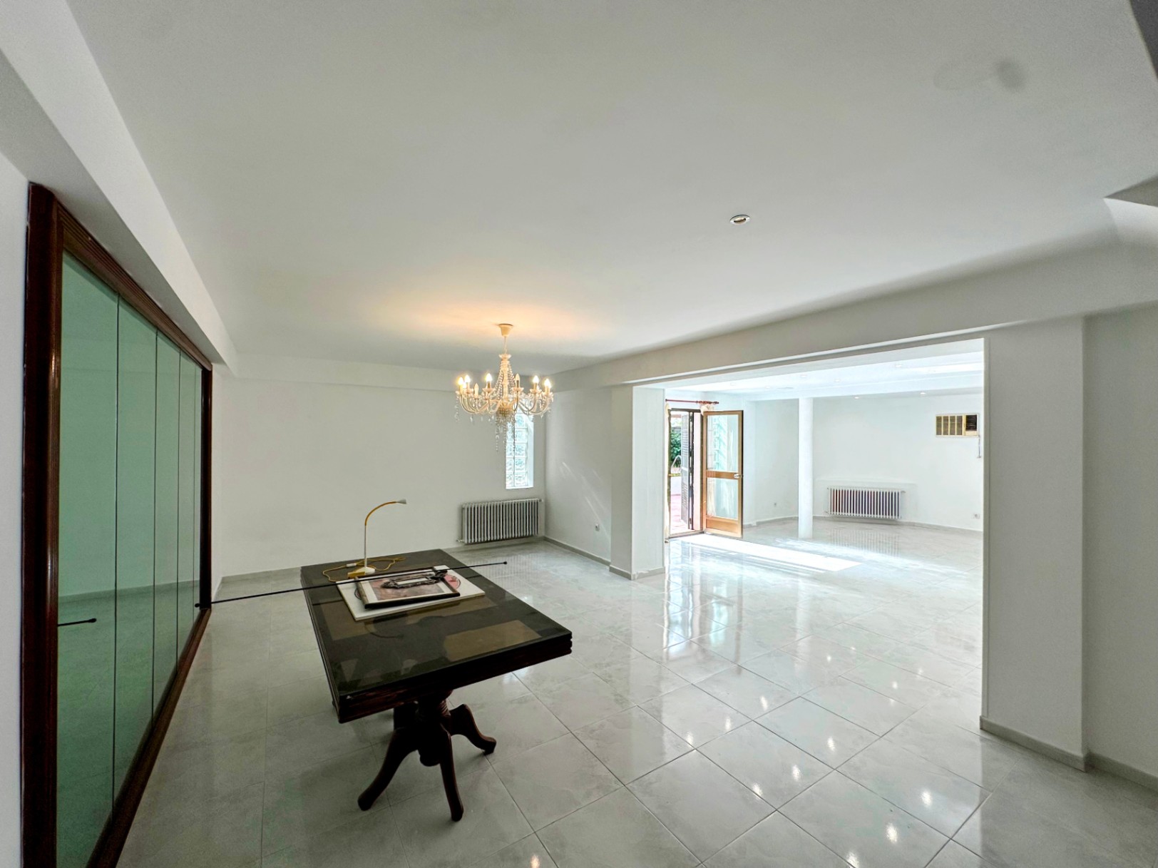 Villa de lujo con jardín privado y piscina en Cumbres de San Antonio