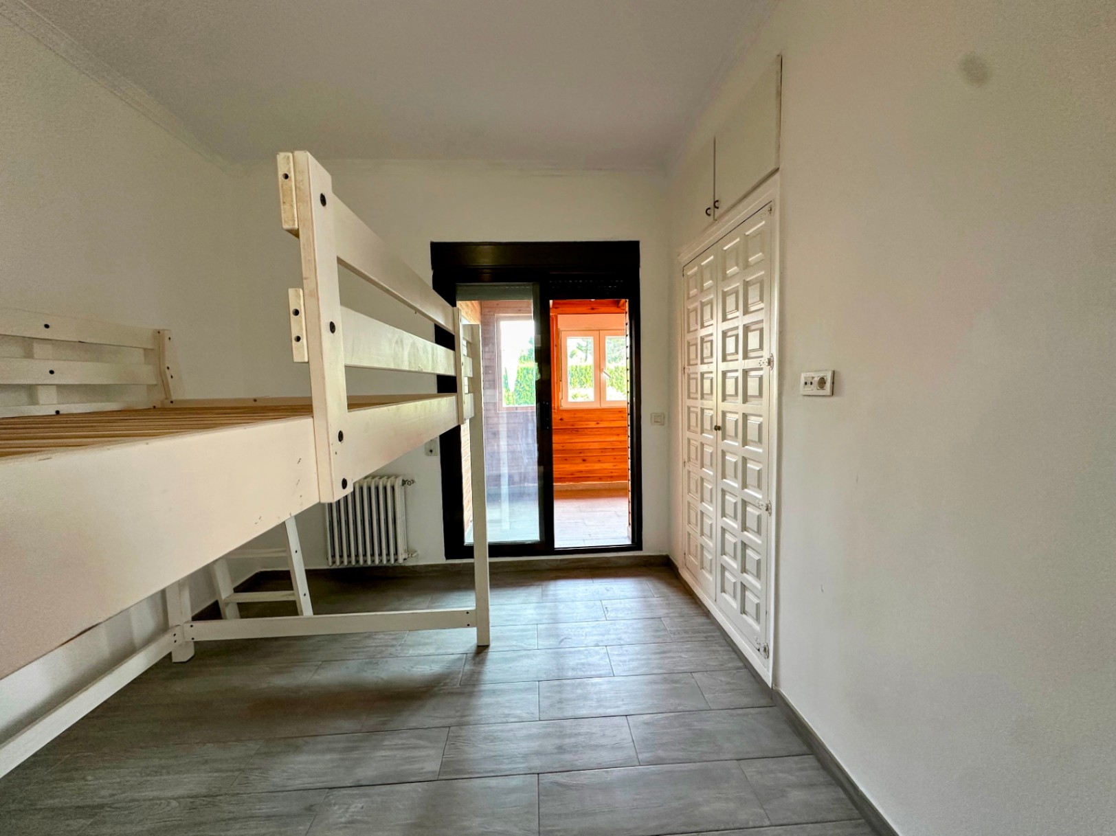 Villa de lujo con jardín privado y piscina en Cumbres de San Antonio