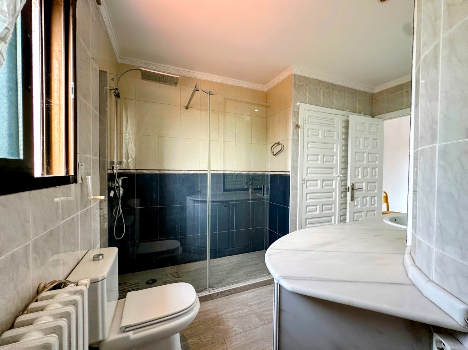 Villa de lujo con jardín privado y piscina en Cumbres de San Antonio