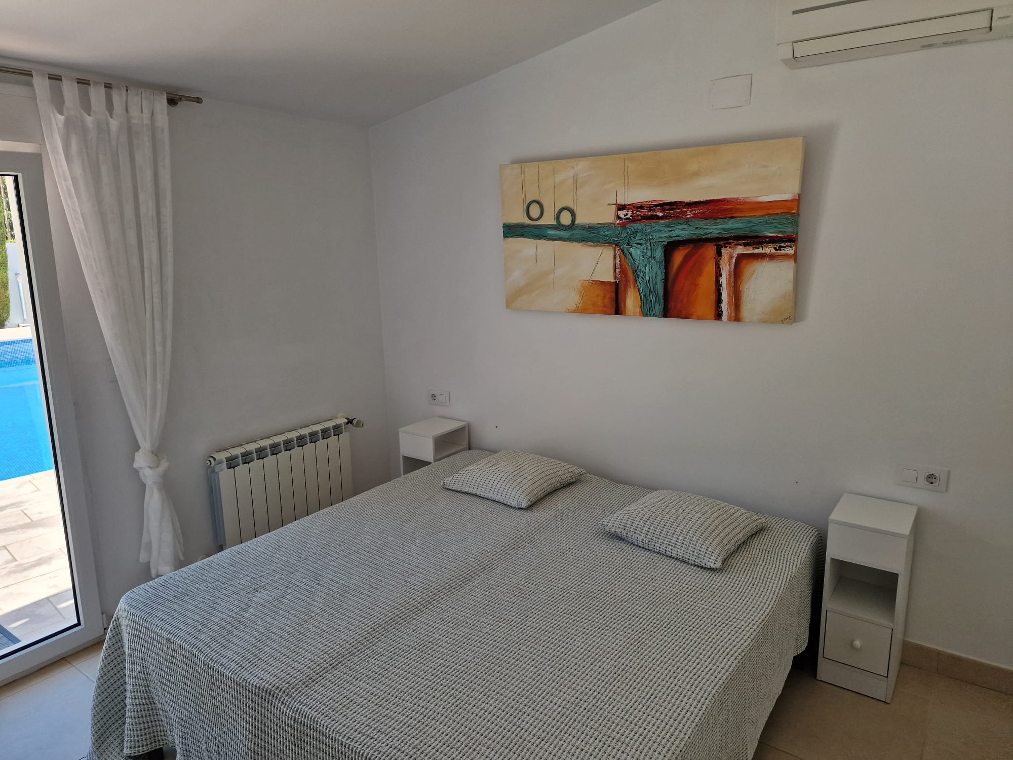 Magnífica villa en alquiler anual (disponible a partir del 1 de julio)
