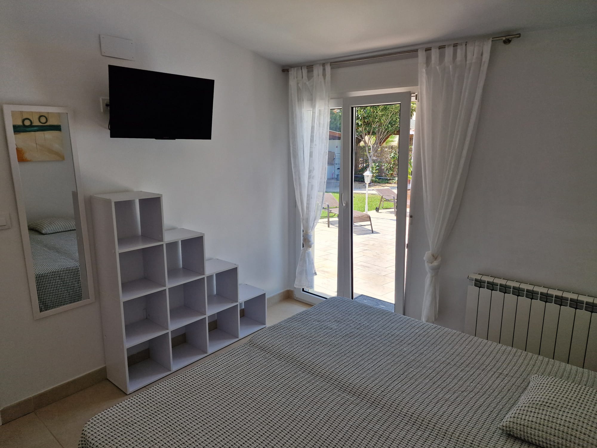 Magnífica villa en alquiler anual (disponible a partir del 1 de julio)