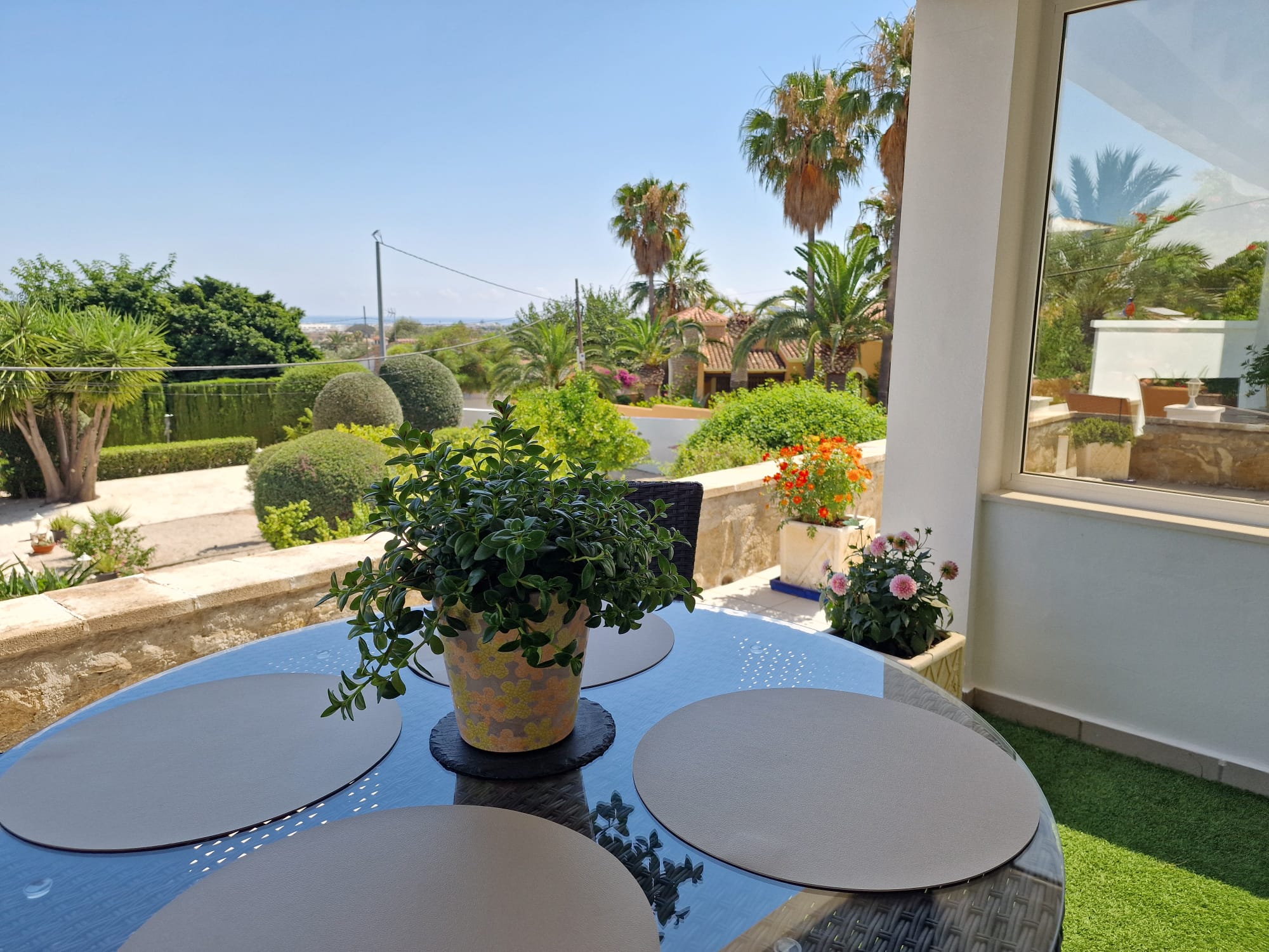 Magnífica villa en alquiler anual (disponible a partir del 1 de julio)