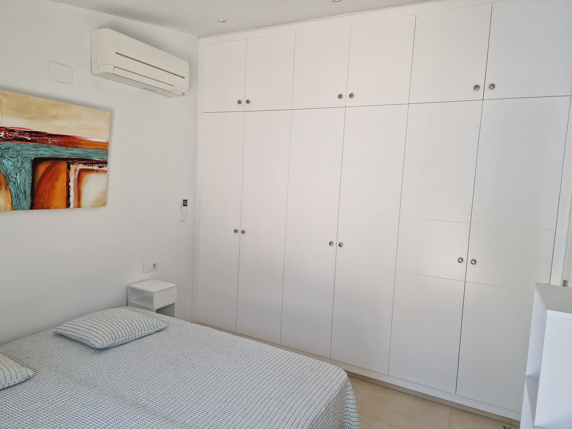 Magnífica villa en alquiler anual (disponible a partir del 1 de julio)