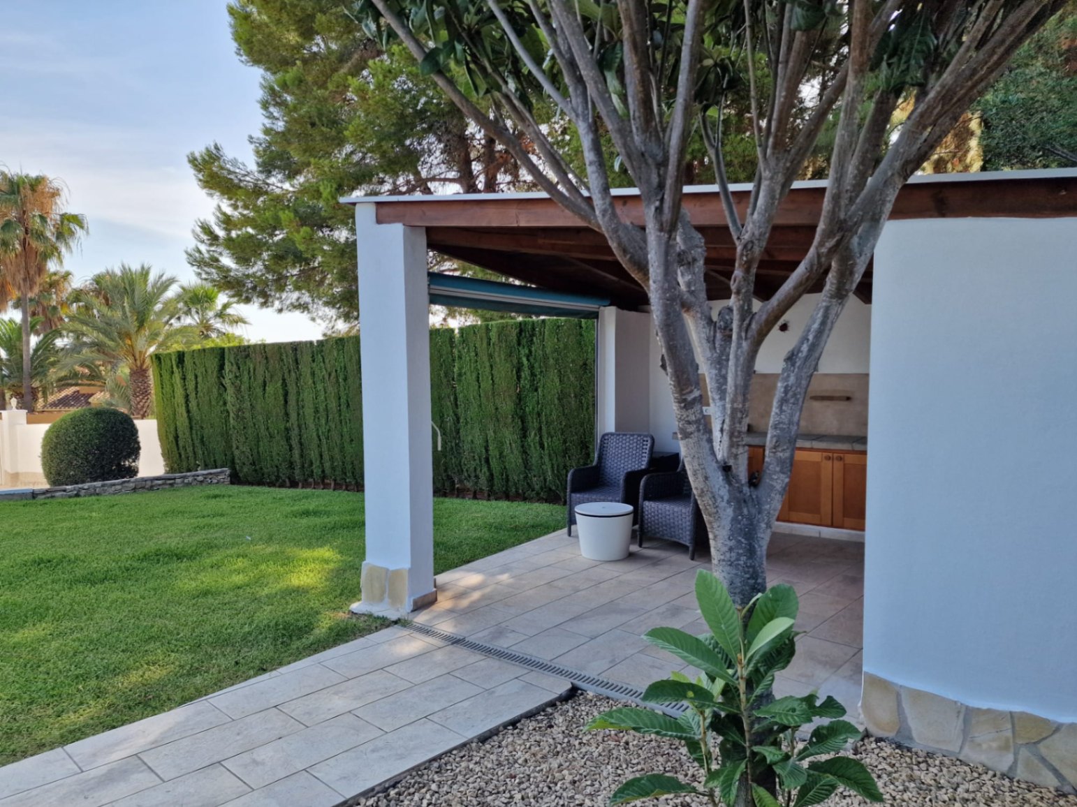 Magnífica villa en alquiler anual (disponible a partir del 1 de julio)