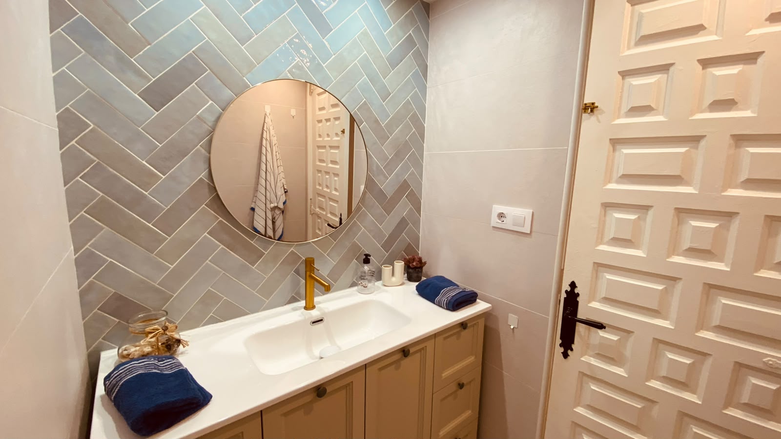 Encantador apartamento con piscina y parking en una ubicación privilegiada