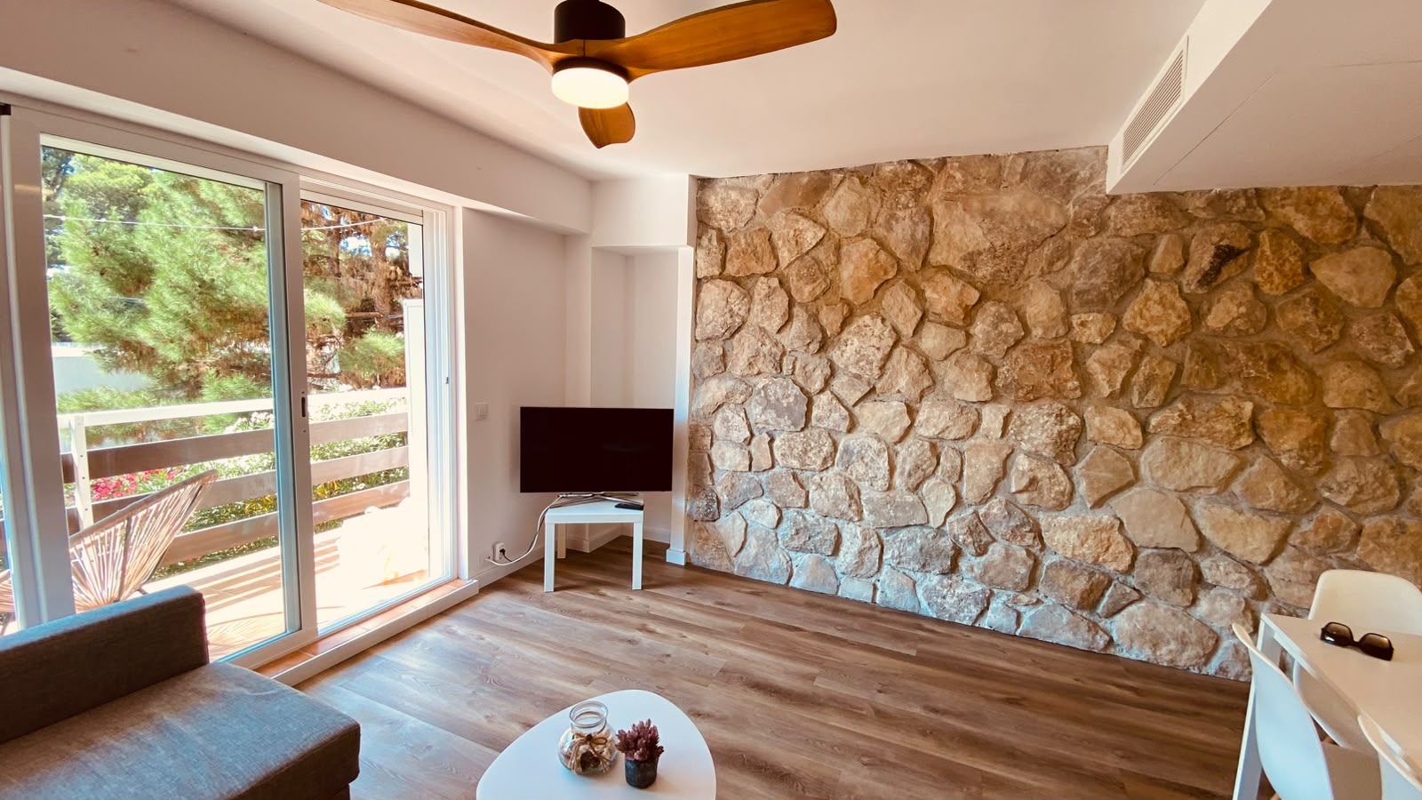 Encantador apartamento con piscina y parking en una ubicación privilegiada