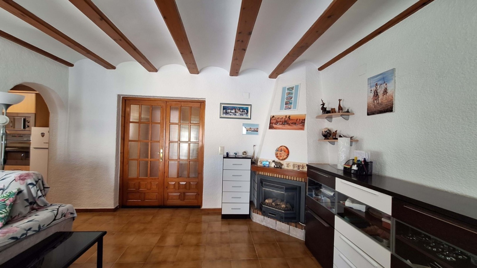 Villa mediterránea con piscina y jardín en Els Poblets