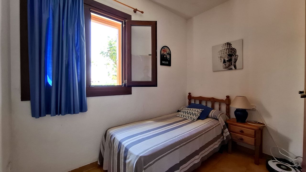 Geschakelde woning naast het strand in Dénia met een ruime privéterras