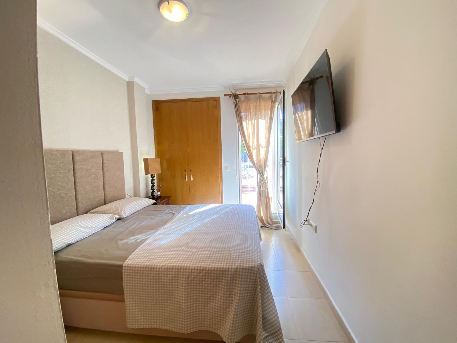Magnífico apartamento en planta baja en alquiler de temporada - SEPTIEMBRE A JUNIO
