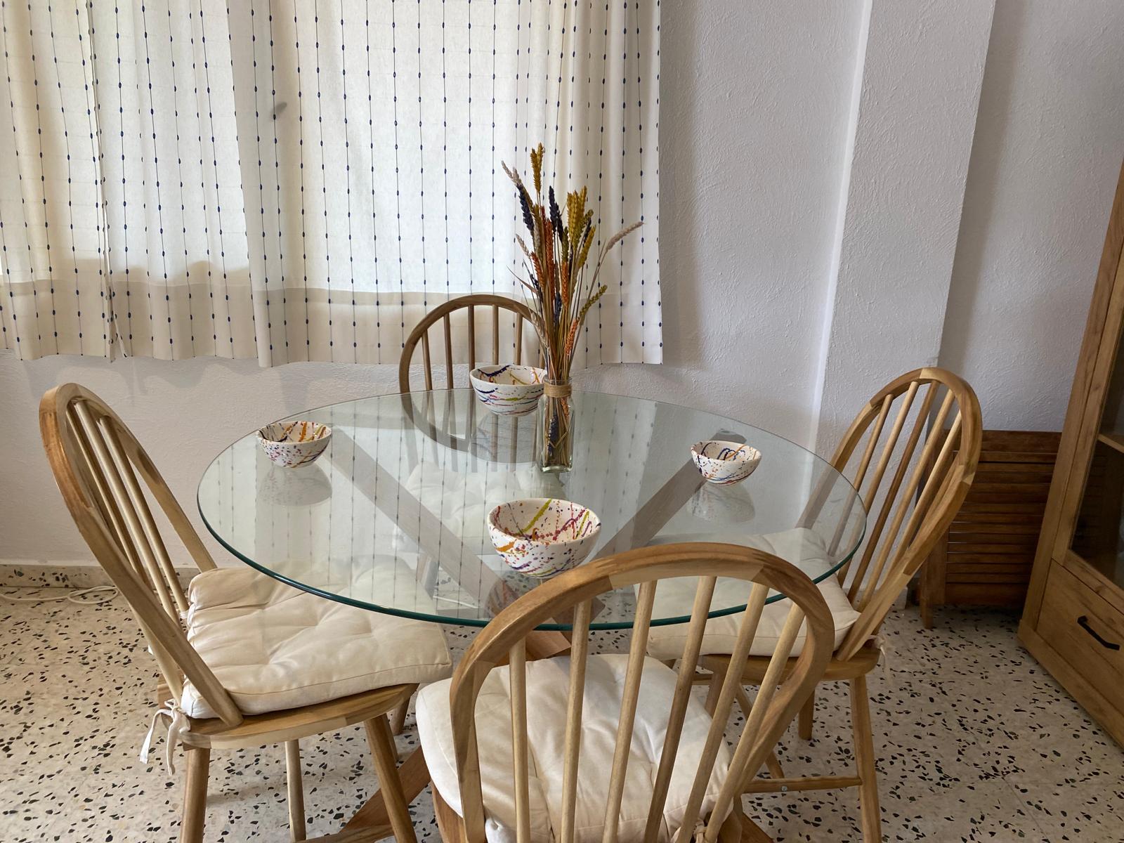 Magnífica vivienda en venta en Las Rotas, Dénia, con vistas al mar y plaza de parking