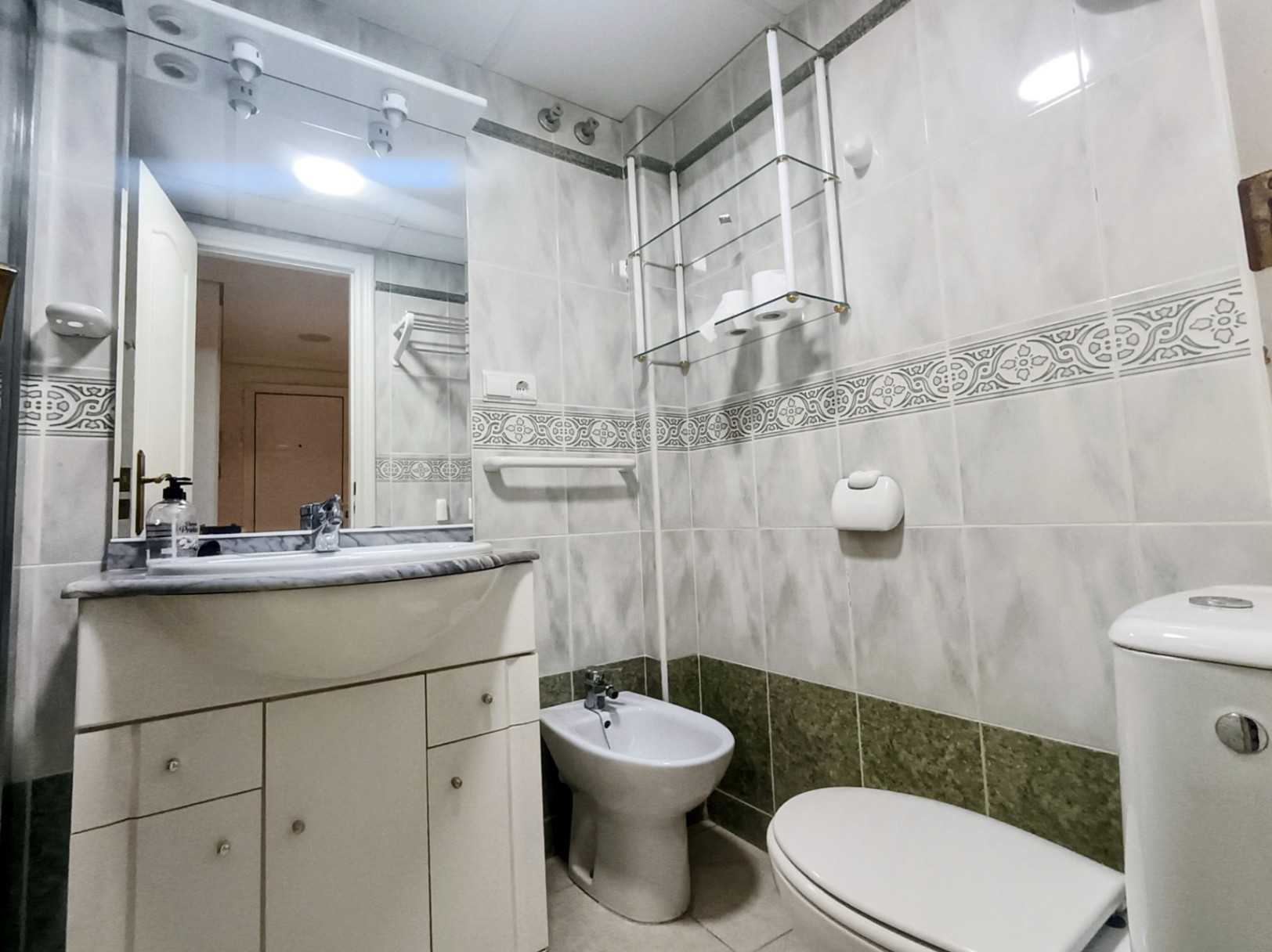 Appartement au rez-de-chaussée avec 3 chambres et d'excellentes parties communes à Las Marinas, Dénia