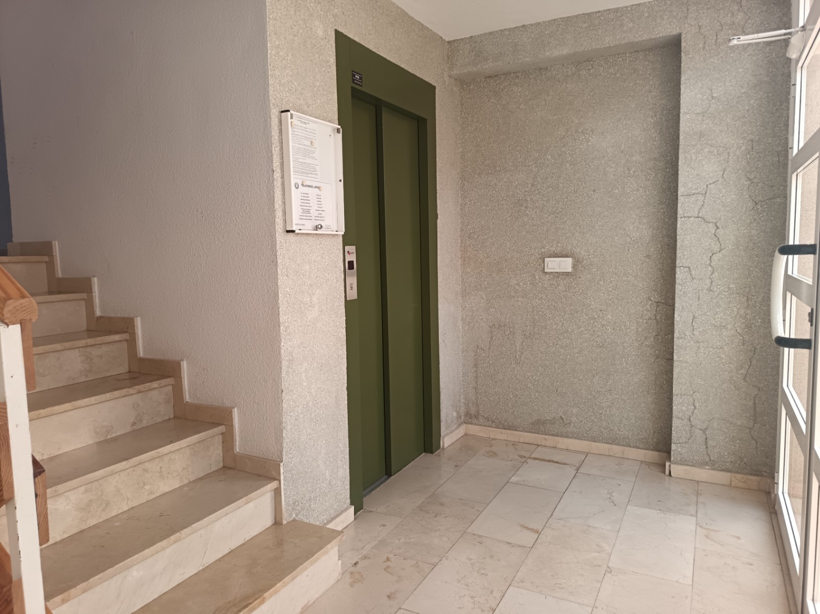 Appartement au rez-de-chaussée avec 3 chambres et d'excellentes parties communes à Las Marinas, Dénia