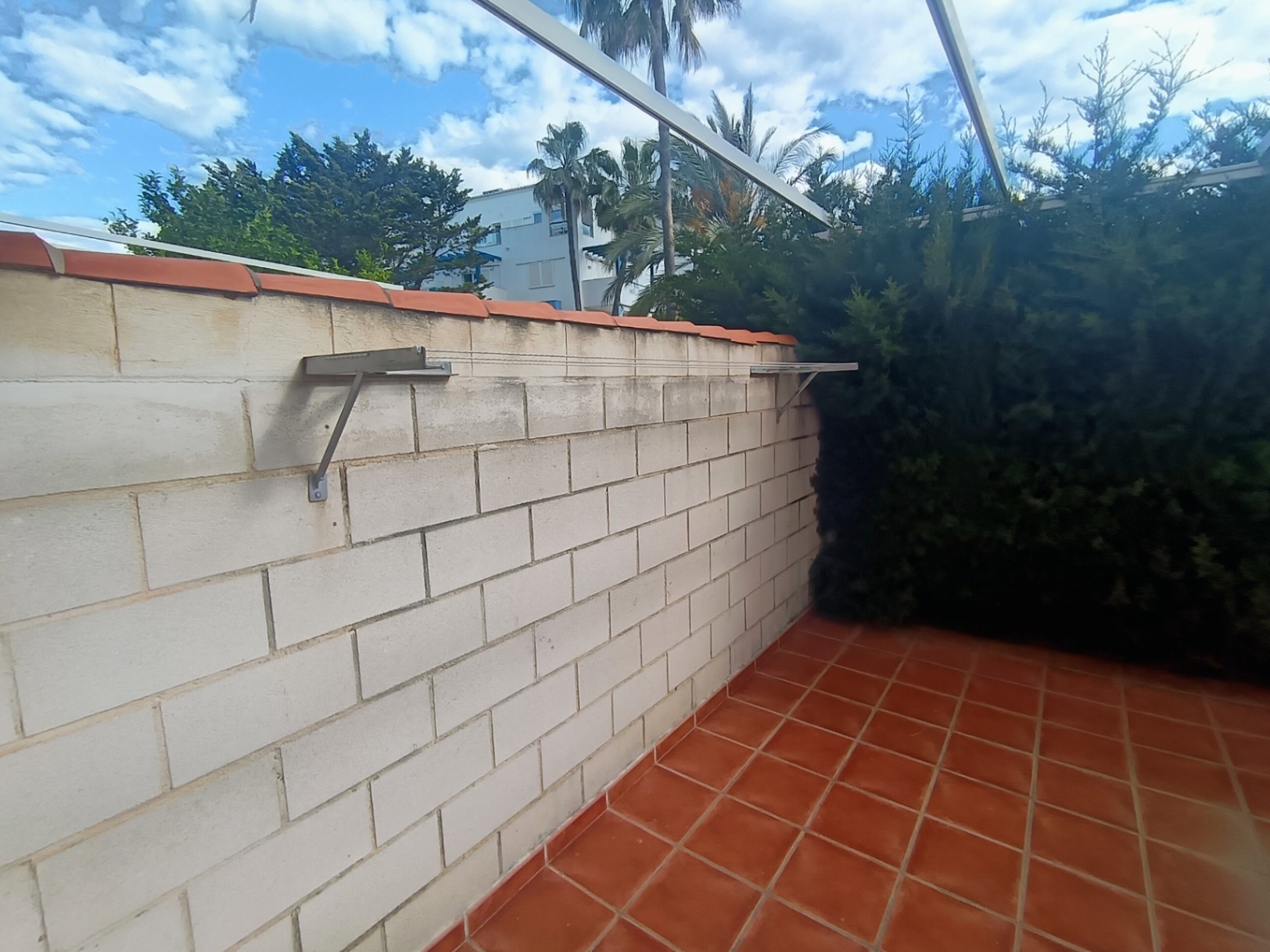 Appartement au rez-de-chaussée avec 3 chambres et d'excellentes parties communes à Las Marinas, Dénia