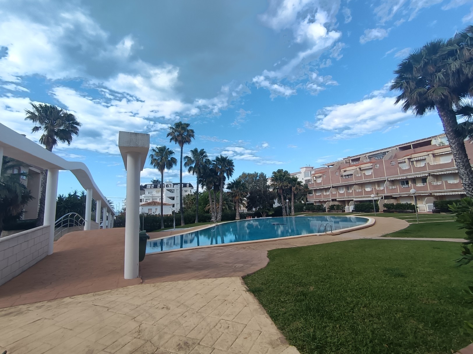 Appartement au rez-de-chaussée avec 3 chambres et d'excellentes parties communes à Las Marinas, Dénia