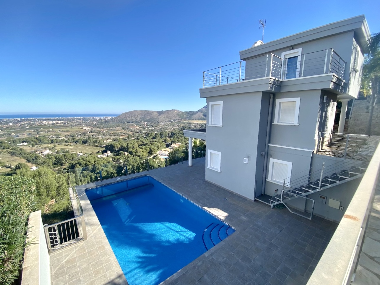 Villa with sea views in La Sella