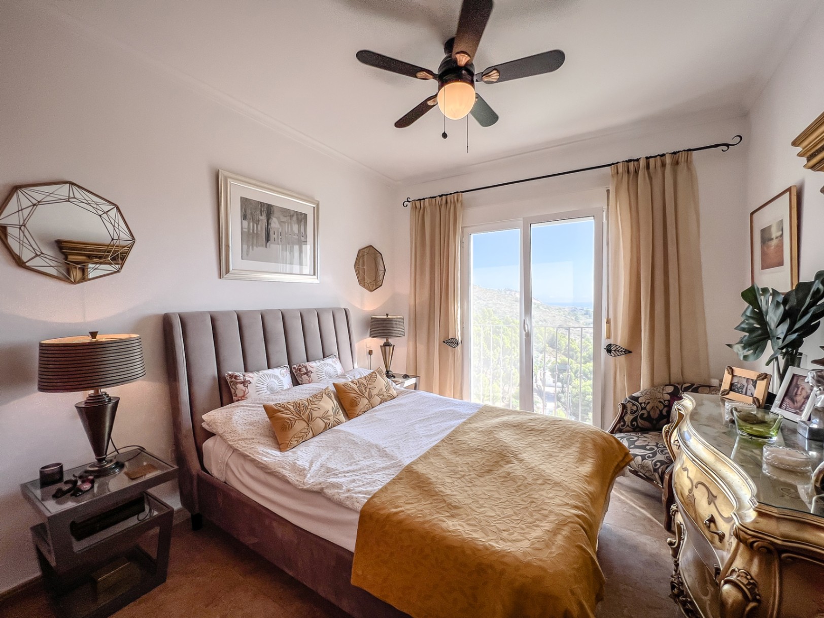 Impresionante chalet con vistas en Pego