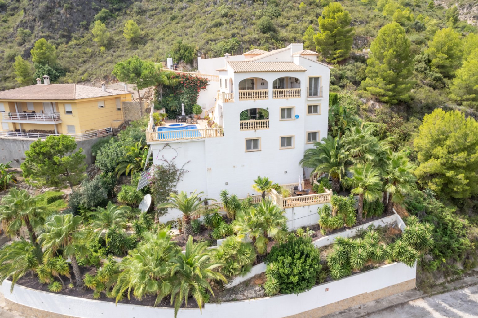 Impresionante chalet con vistas en Pego