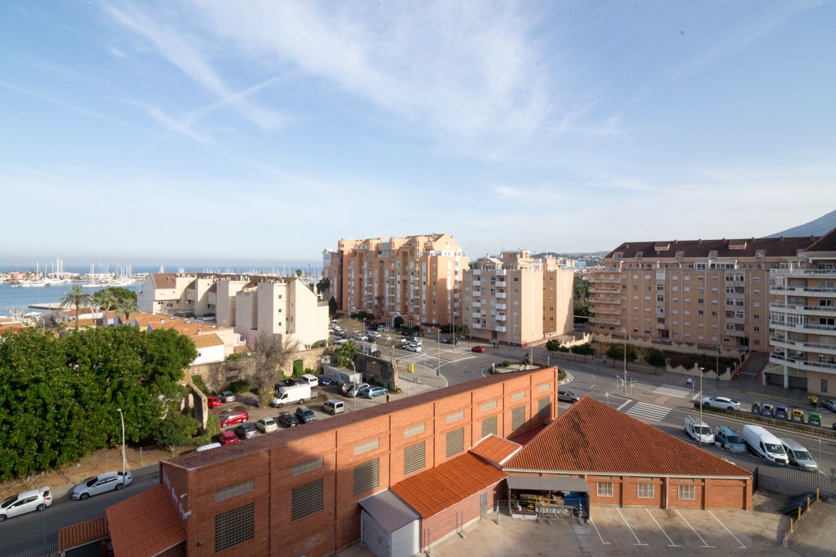 Duplex penthouse in the center of Dénia
