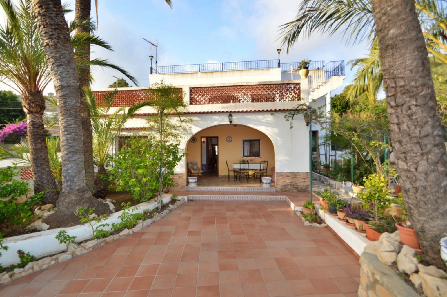 Haz de esta villa en Jávea la casa de tus sueños: Oportunidad de renovación