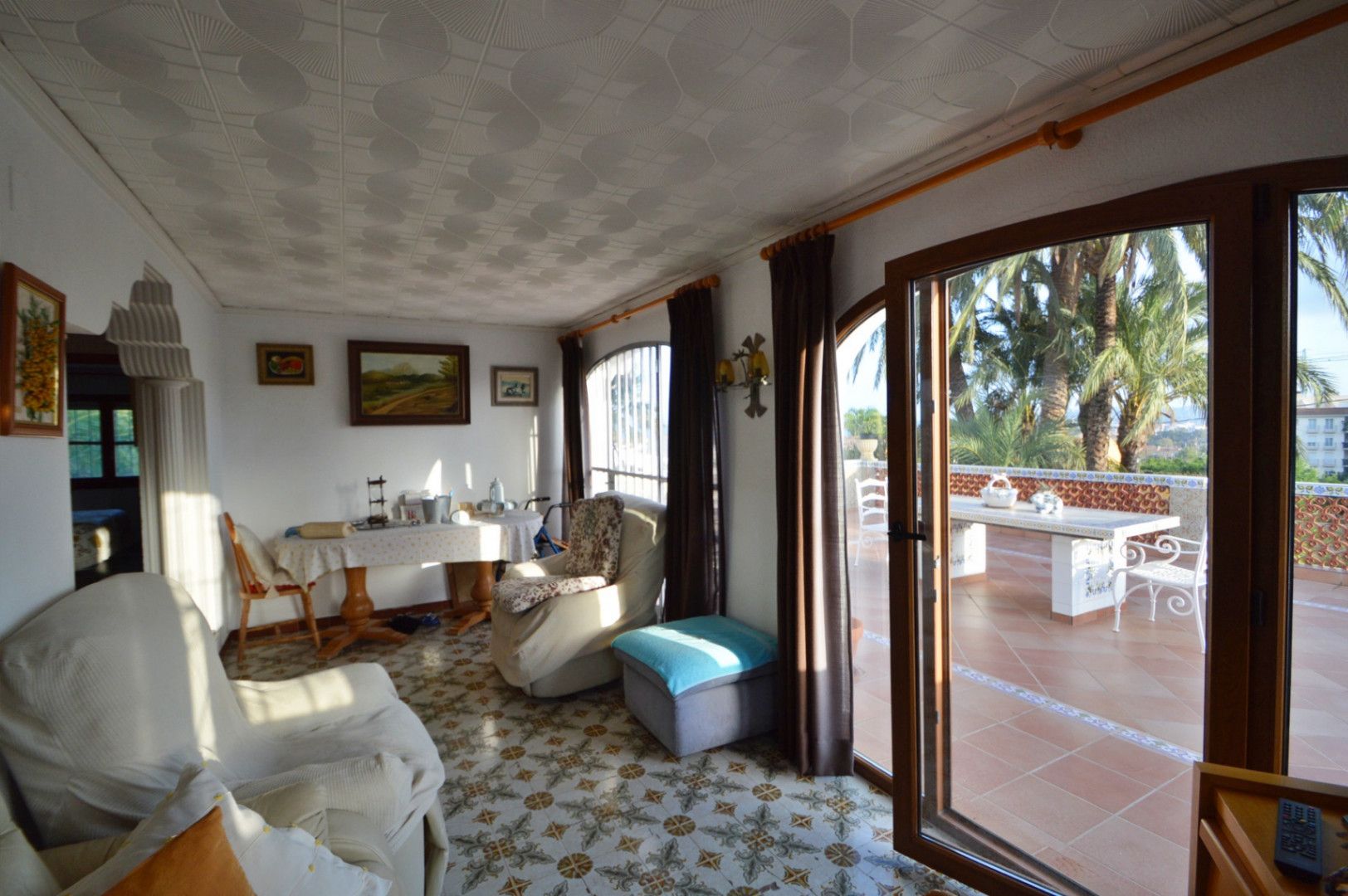 Haz de esta villa en Jávea la casa de tus sueños: Oportunidad de renovación