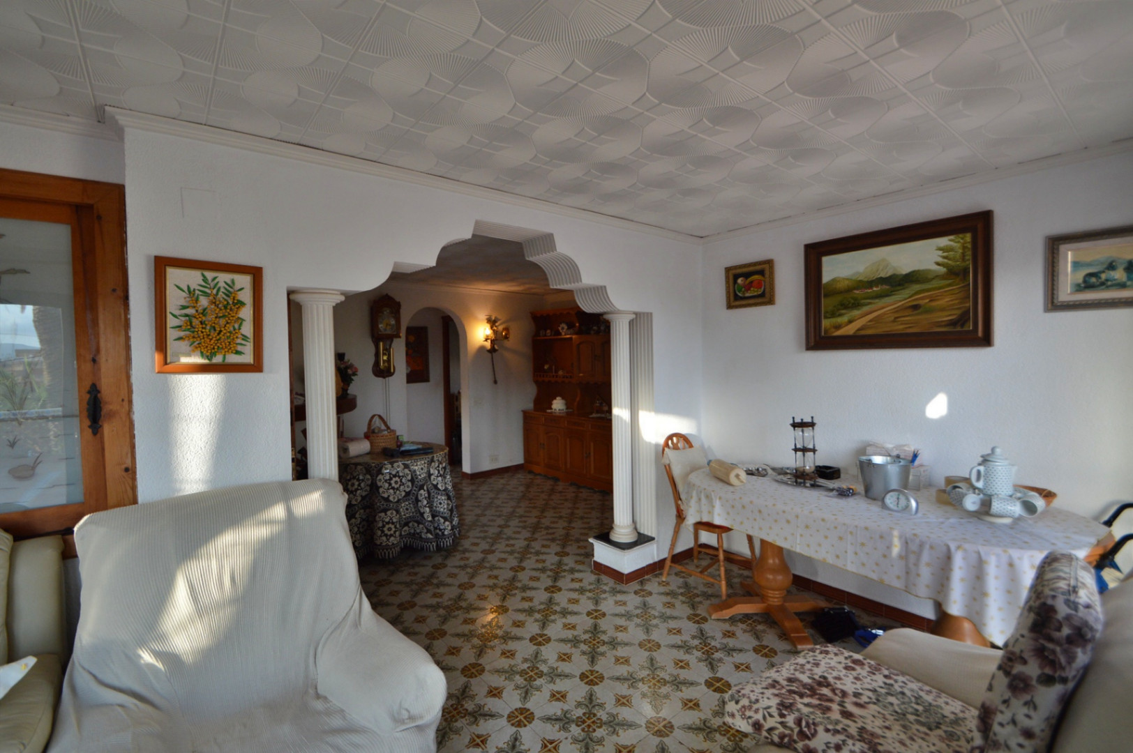 Haz de esta villa en Jávea la casa de tus sueños: Oportunidad de renovación