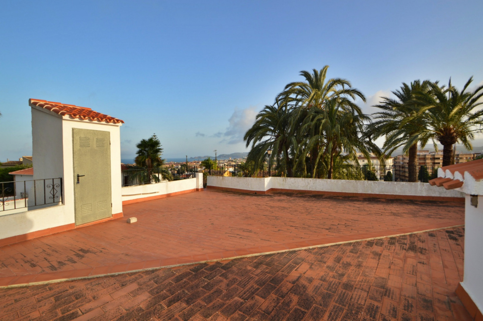 Haz de esta villa en Jávea la casa de tus sueños: Oportunidad de renovación