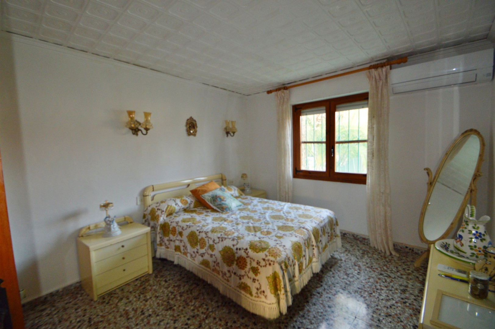 Haz de esta villa en Jávea la casa de tus sueños: Oportunidad de renovación