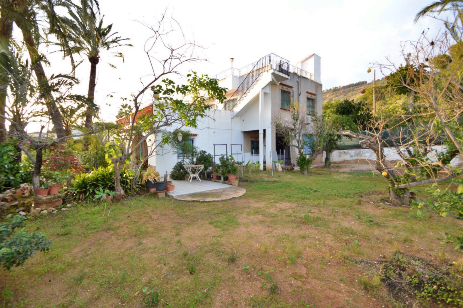 Haz de esta villa en Jávea la casa de tus sueños: Oportunidad de renovación