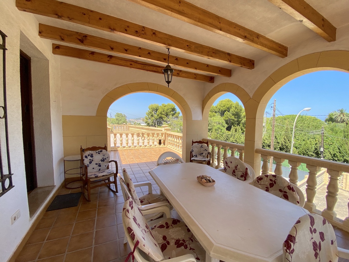 VILLA FOR SALE IN DENIA