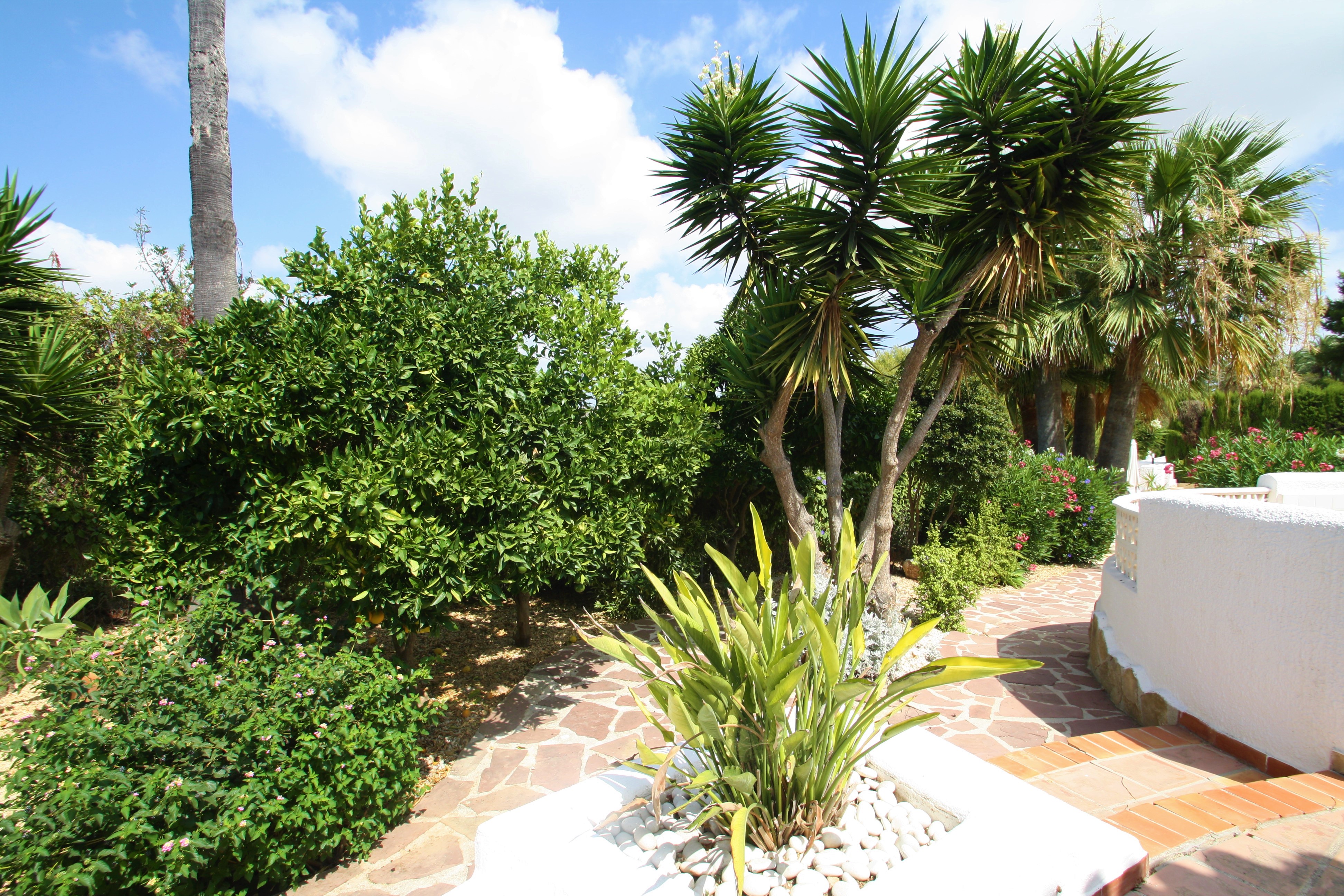 VILLA TE KOOP IN BENITACHELL