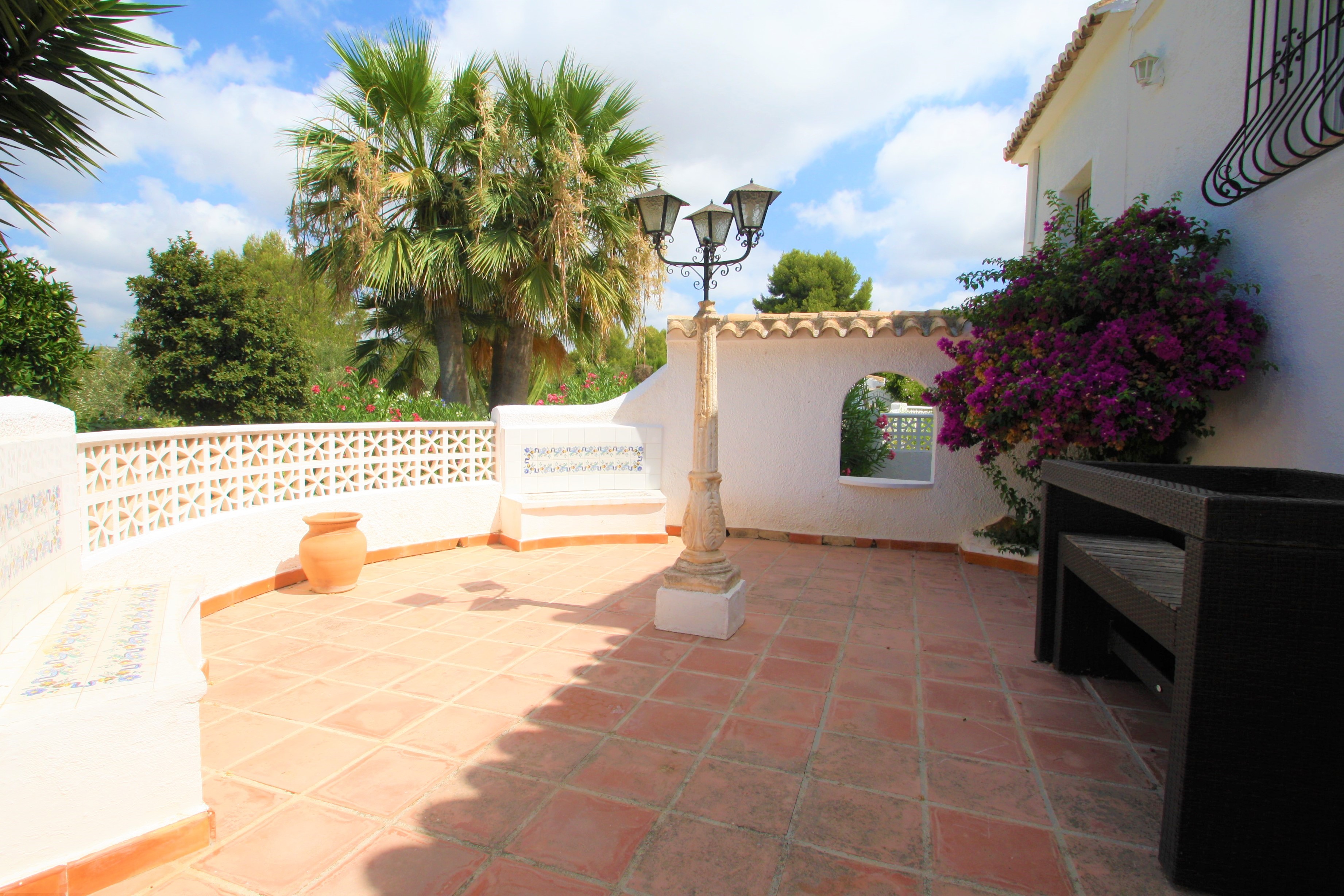 VILLA TE KOOP IN BENITACHELL