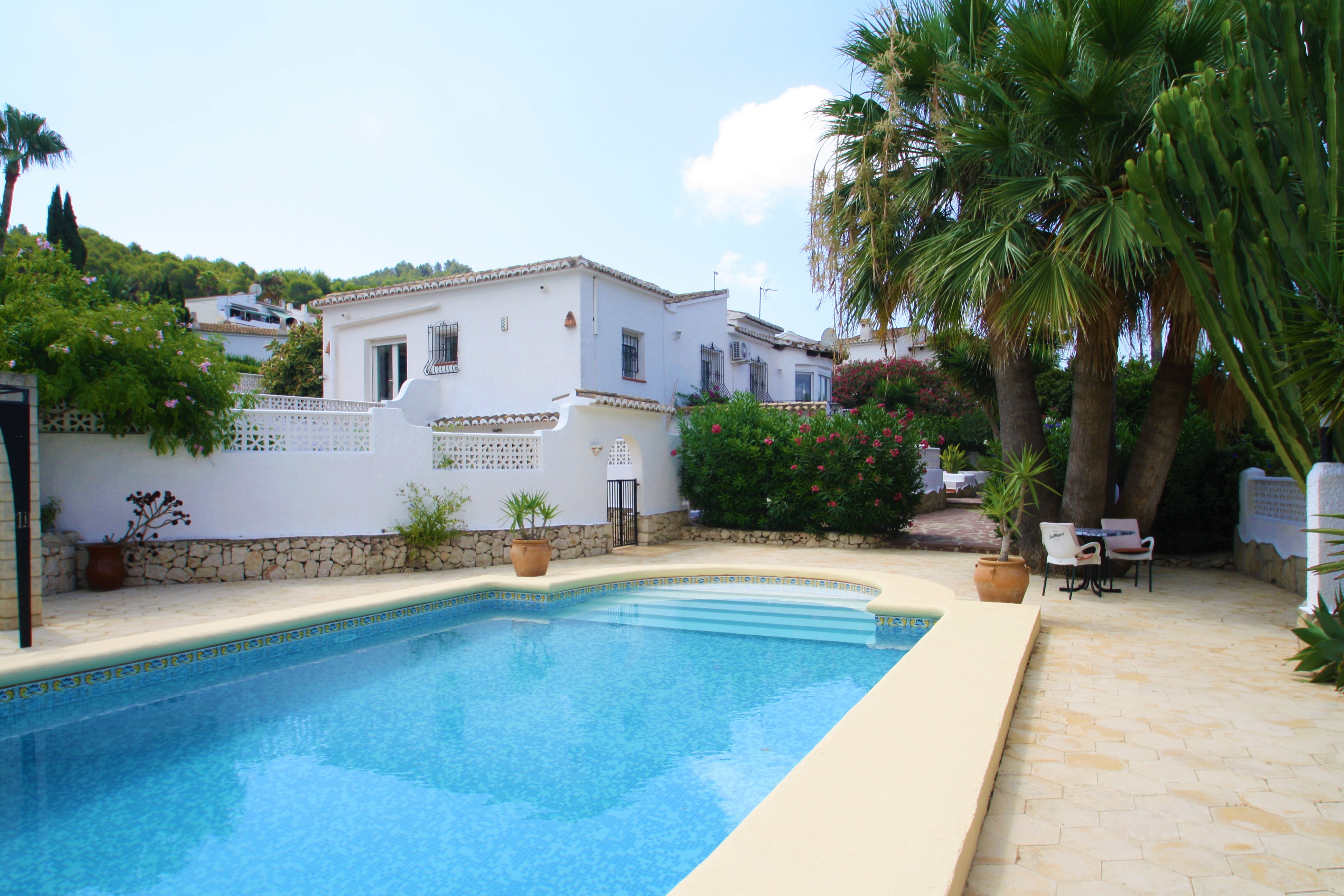 VILLA TE KOOP IN BENITACHELL