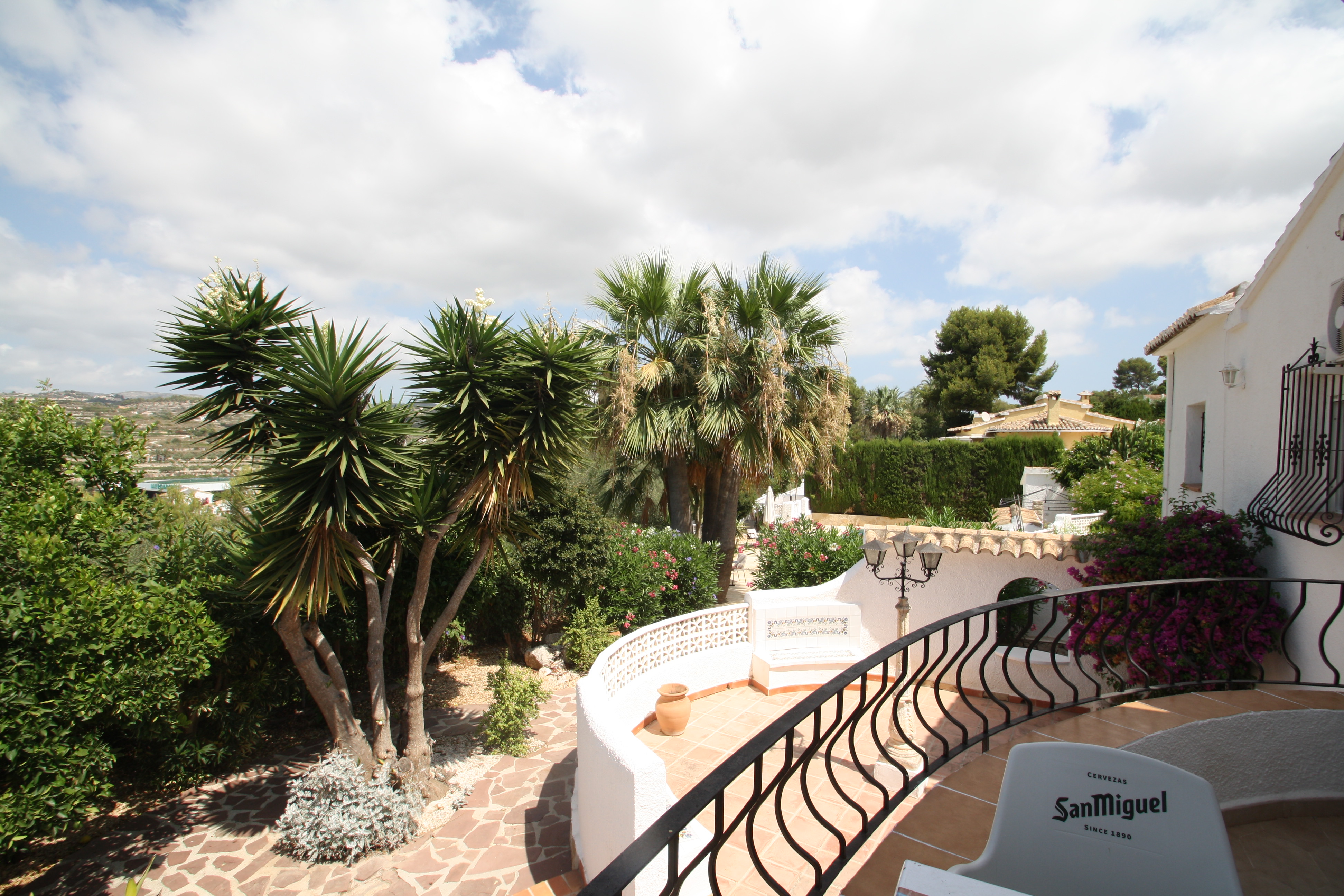 VILLA TE KOOP IN BENITACHELL